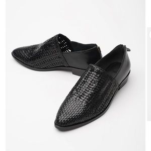 Brand new Salt+Umber Leather Woven Loafers- Sz. 9